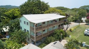 Comfortable, affordable, water view Roatan accommodation