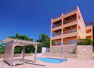 Penthouse Luxury Accommodation in West End Roatan with Ocean views and water views with pool